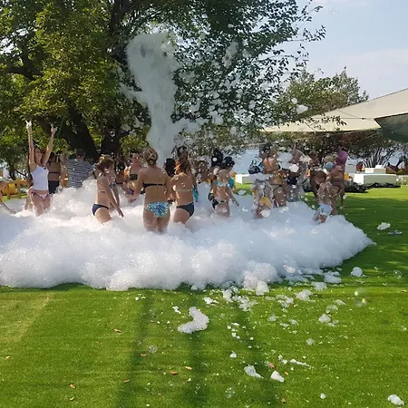 Kamp alanı Paradise Island Beach
