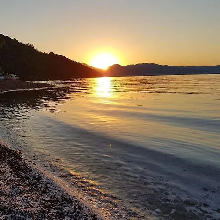 Kamp alanı Paradise Island Beach *